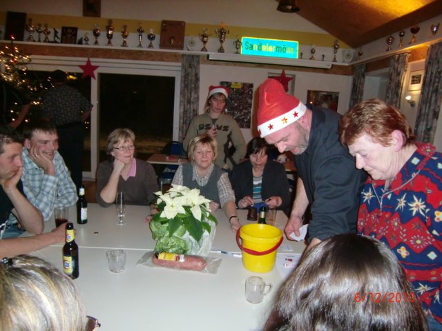 nikolausknobeln_2010__4_.jpg